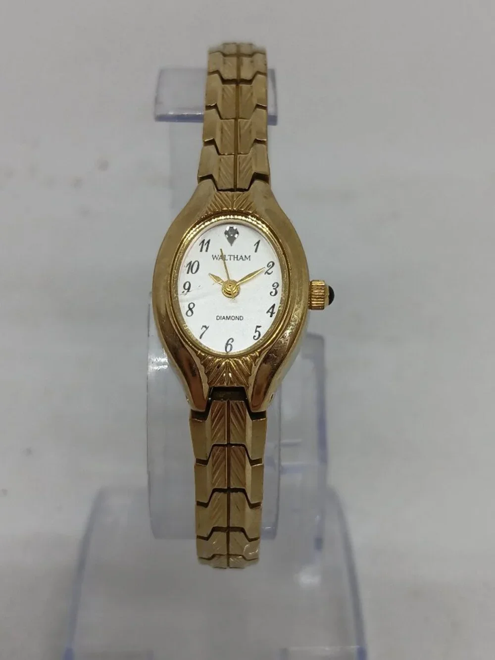 Waltham WAW017 Women's 18mm Gold Tone Silver Diamond Dial Watch NEW BATTERY